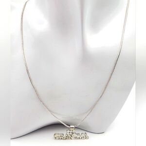 Silver tone #1 grandma number one necklace celebrate N0213